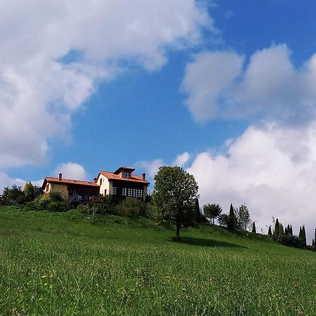 Llenín C.A.赫雷达德拉库斯特旅馆旅馆 外观 照片