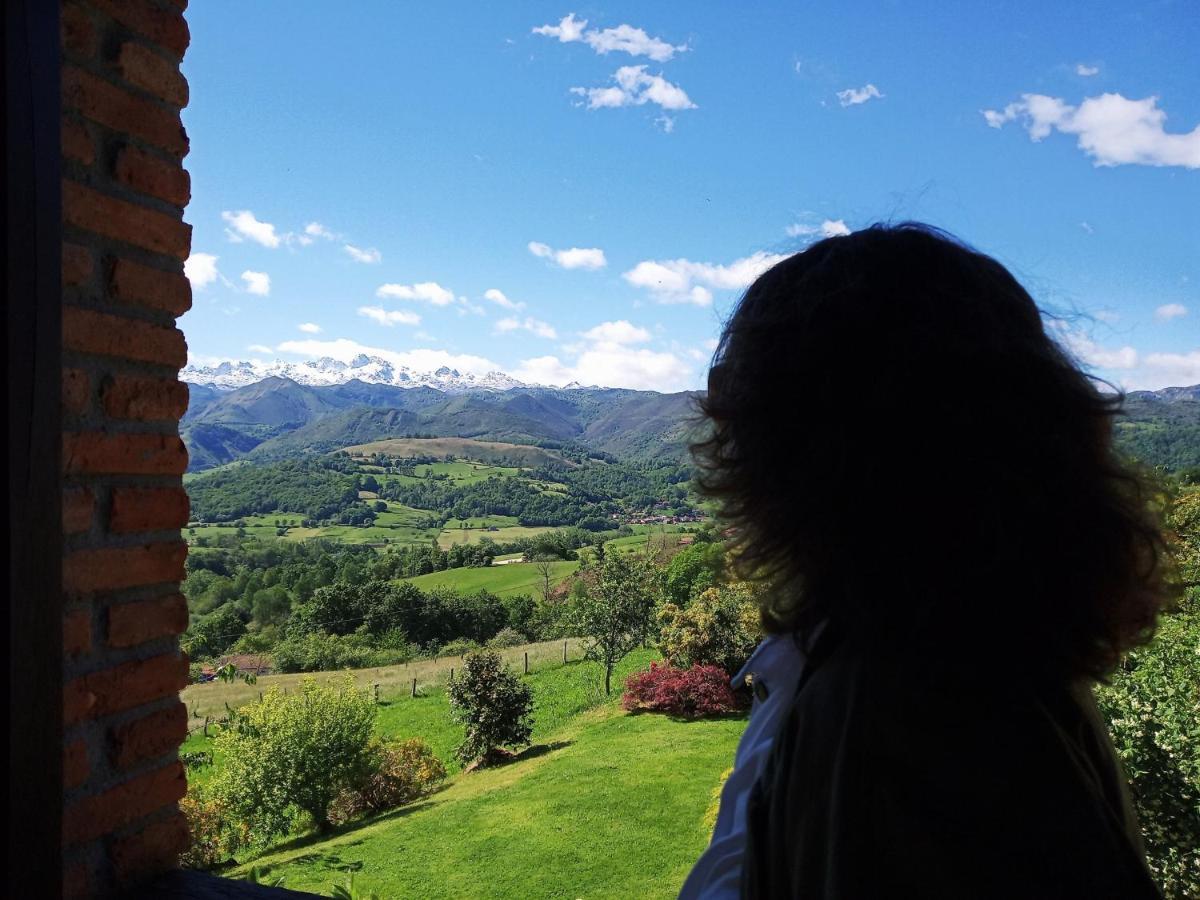 Llenín C.A.赫雷达德拉库斯特旅馆旅馆 外观 照片
