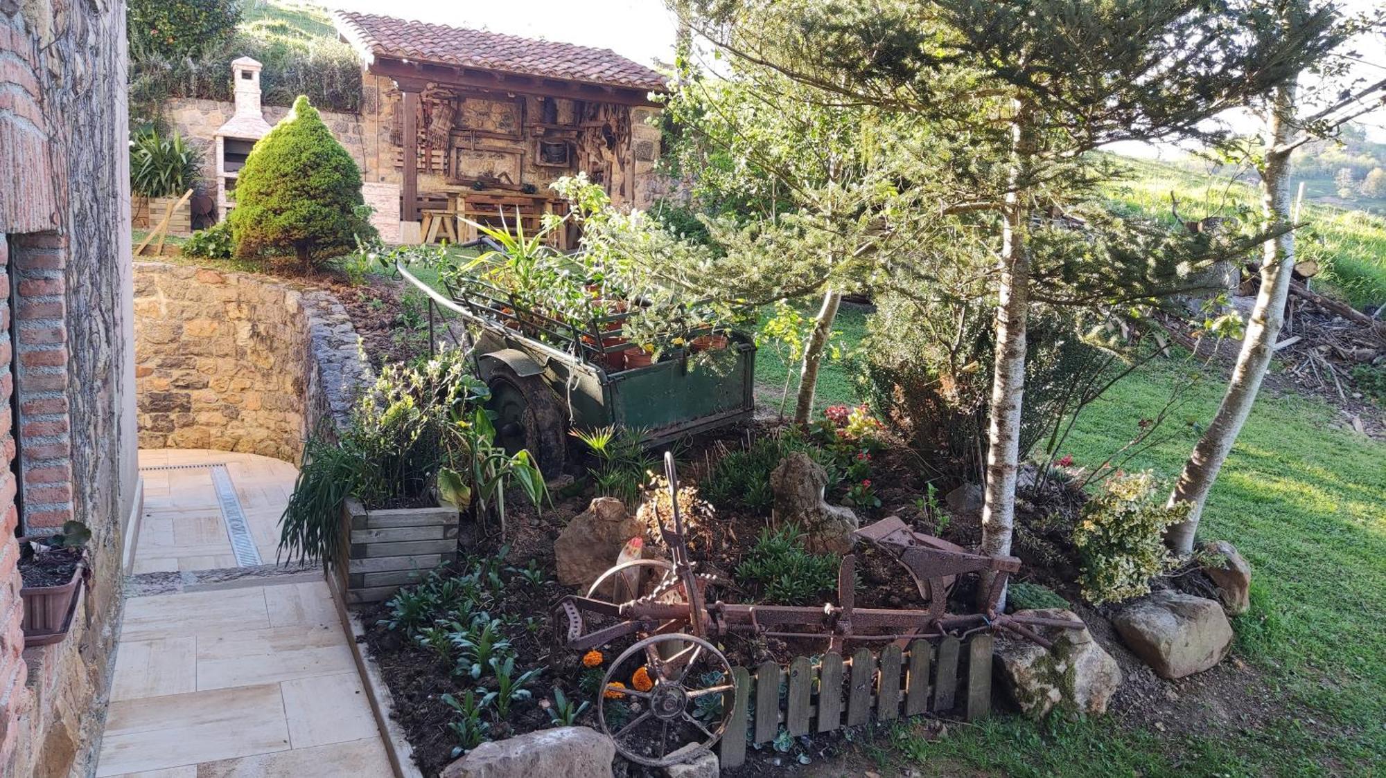 Llenín C.A.赫雷达德拉库斯特旅馆旅馆 外观 照片